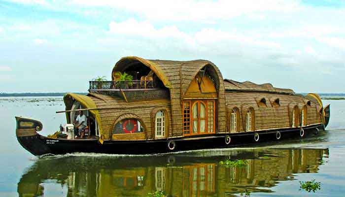 kerala-houseboat-tourpackages